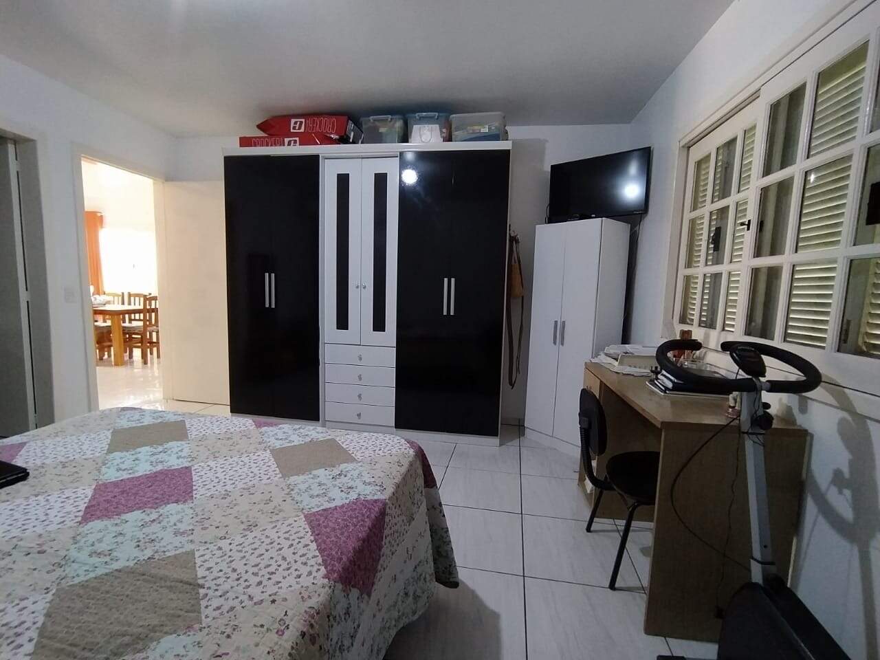 Casa à venda com 2 quartos, 136m² - Foto 11