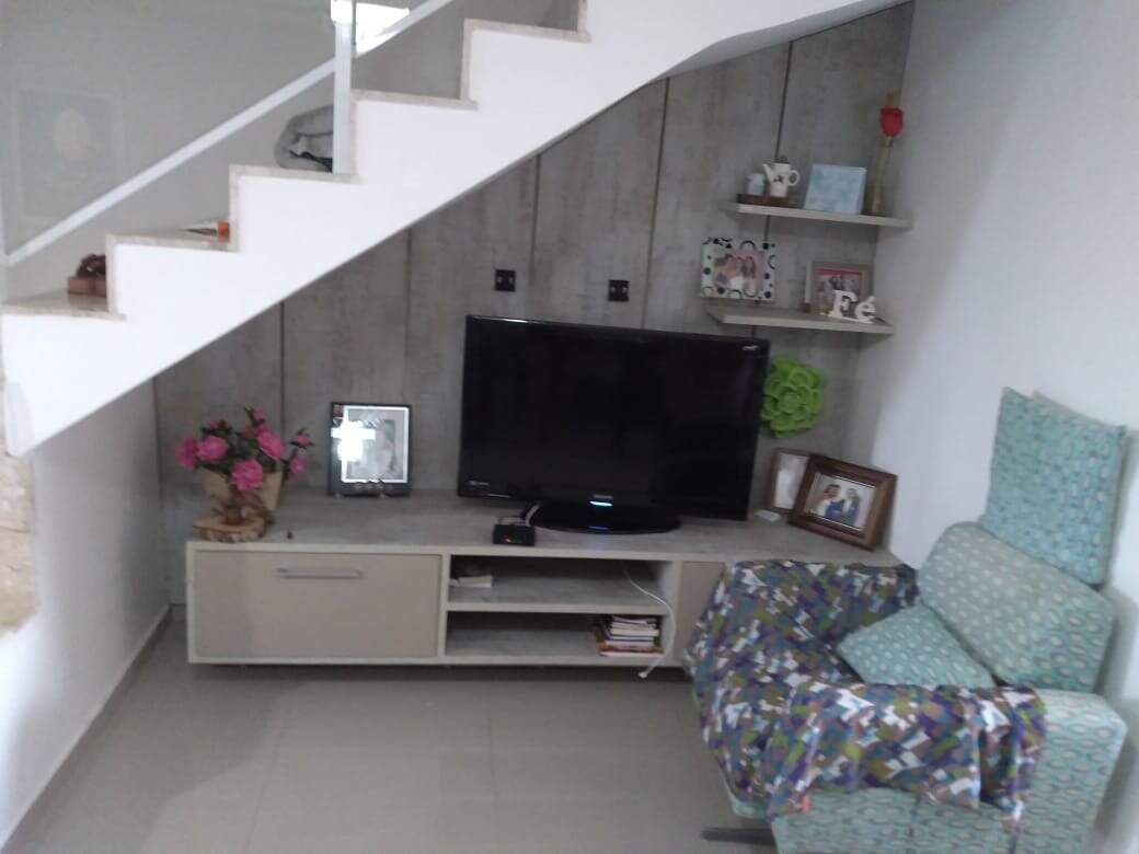 Sobrado à venda com 2 quartos, 166m² - Foto 3