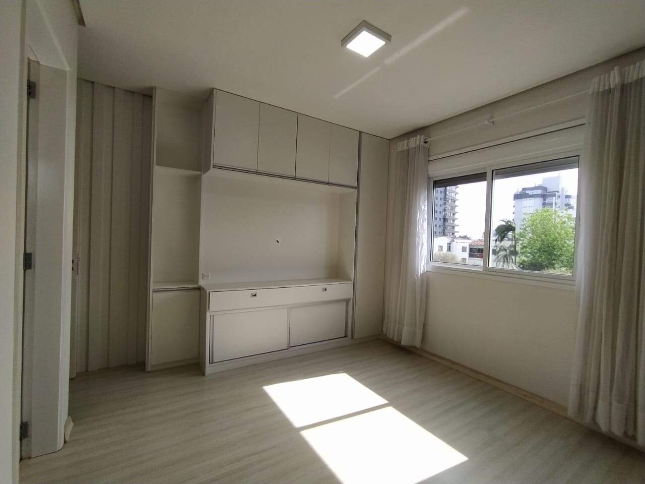 Apartamento à venda com 3 quartos, 122m² - Foto 13