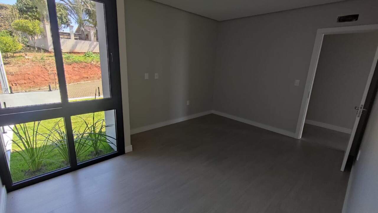 Casa à venda com 3 quartos, 257m² - Foto 11