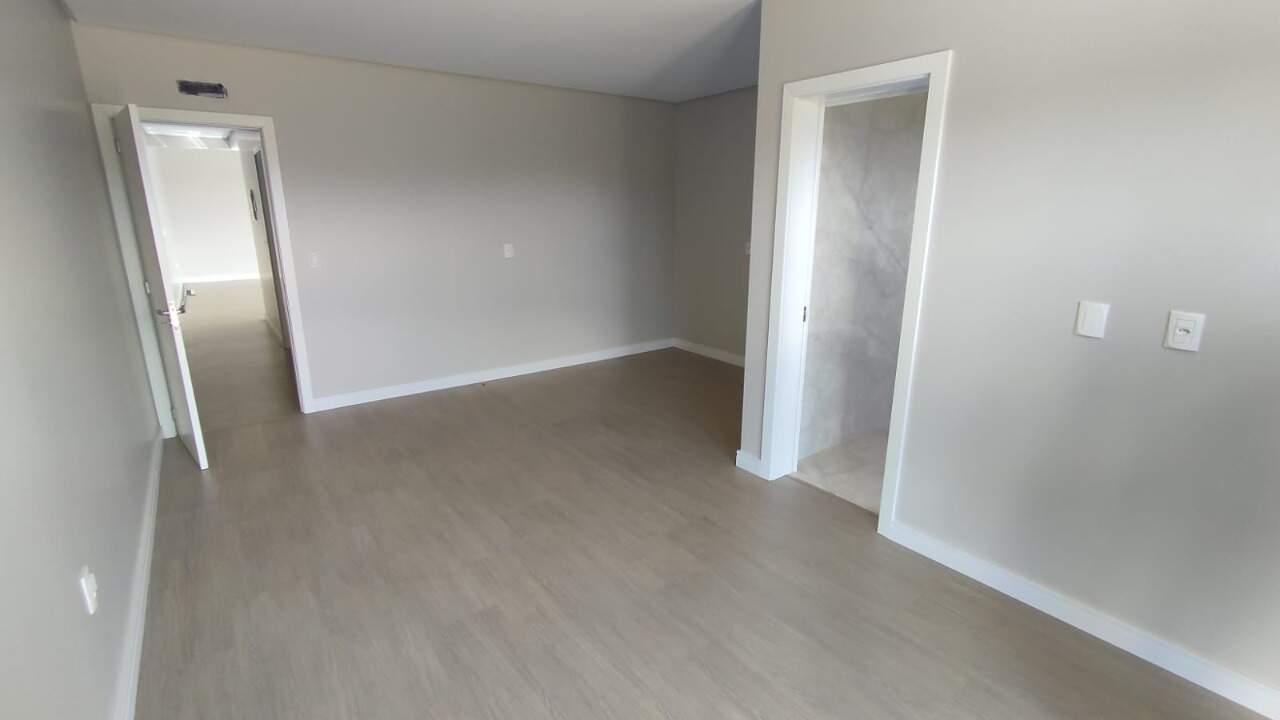 Casa à venda com 3 quartos, 257m² - Foto 14