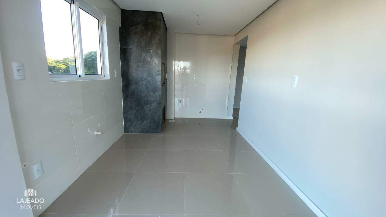 Apartamento à venda com 2 quartos, 43m² - Foto 4