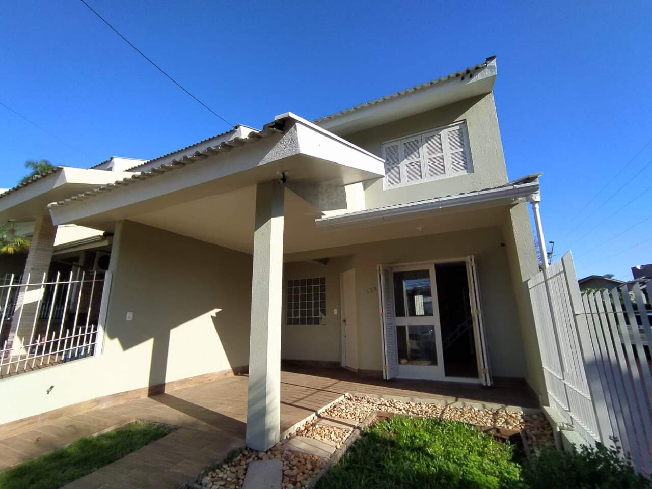 Sobrado, 3 quartos, 104 m² - Foto 1