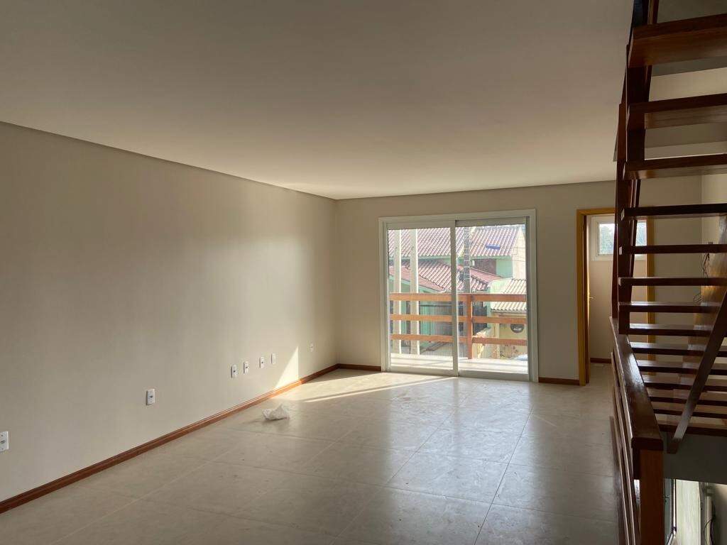 Sobrado à venda com 2 quartos, 160m² - Foto 2