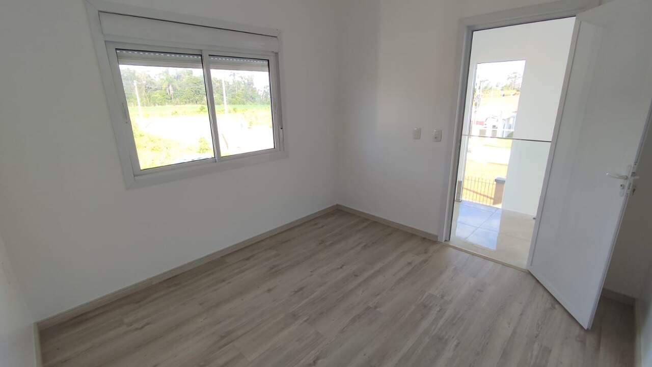 Casa à venda com 3 quartos, 220m² - Foto 14