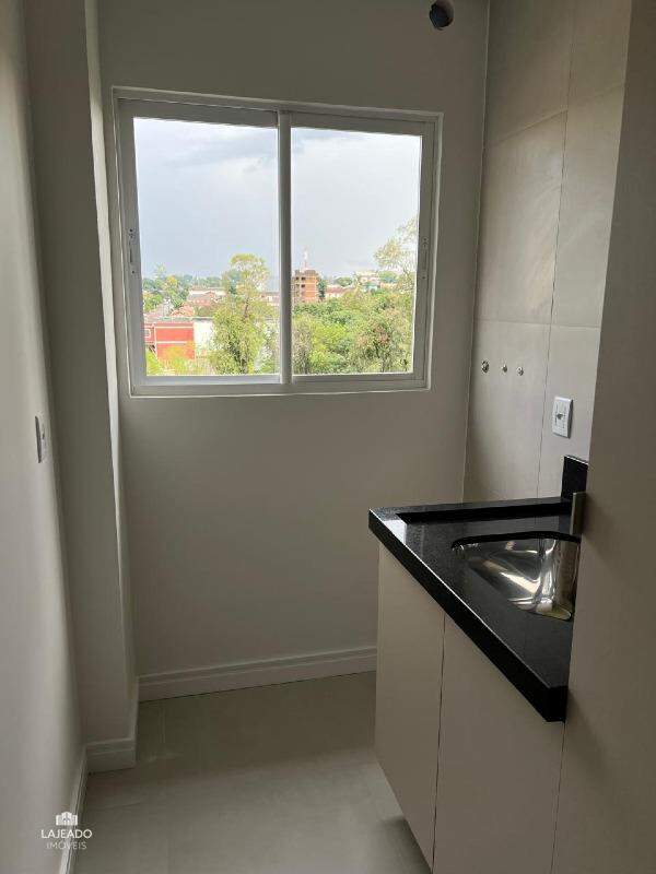 Apartamento à venda com 2 quartos, 81m² - Foto 11