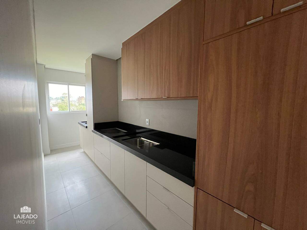 Apartamento à venda com 2 quartos, 81m² - Foto 10