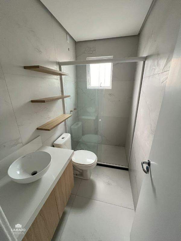 Apartamento à venda com 2 quartos, 81m² - Foto 20