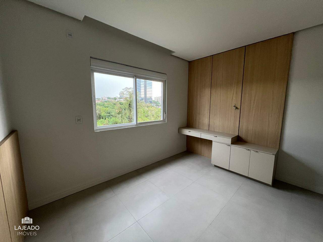 Apartamento à venda com 2 quartos, 81m² - Foto 18