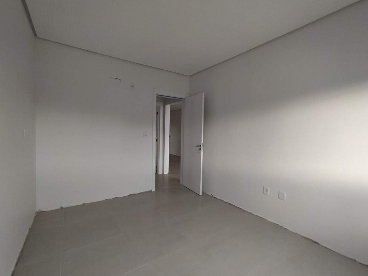 Apartamento à venda com 2 quartos, 61m² - Foto 8