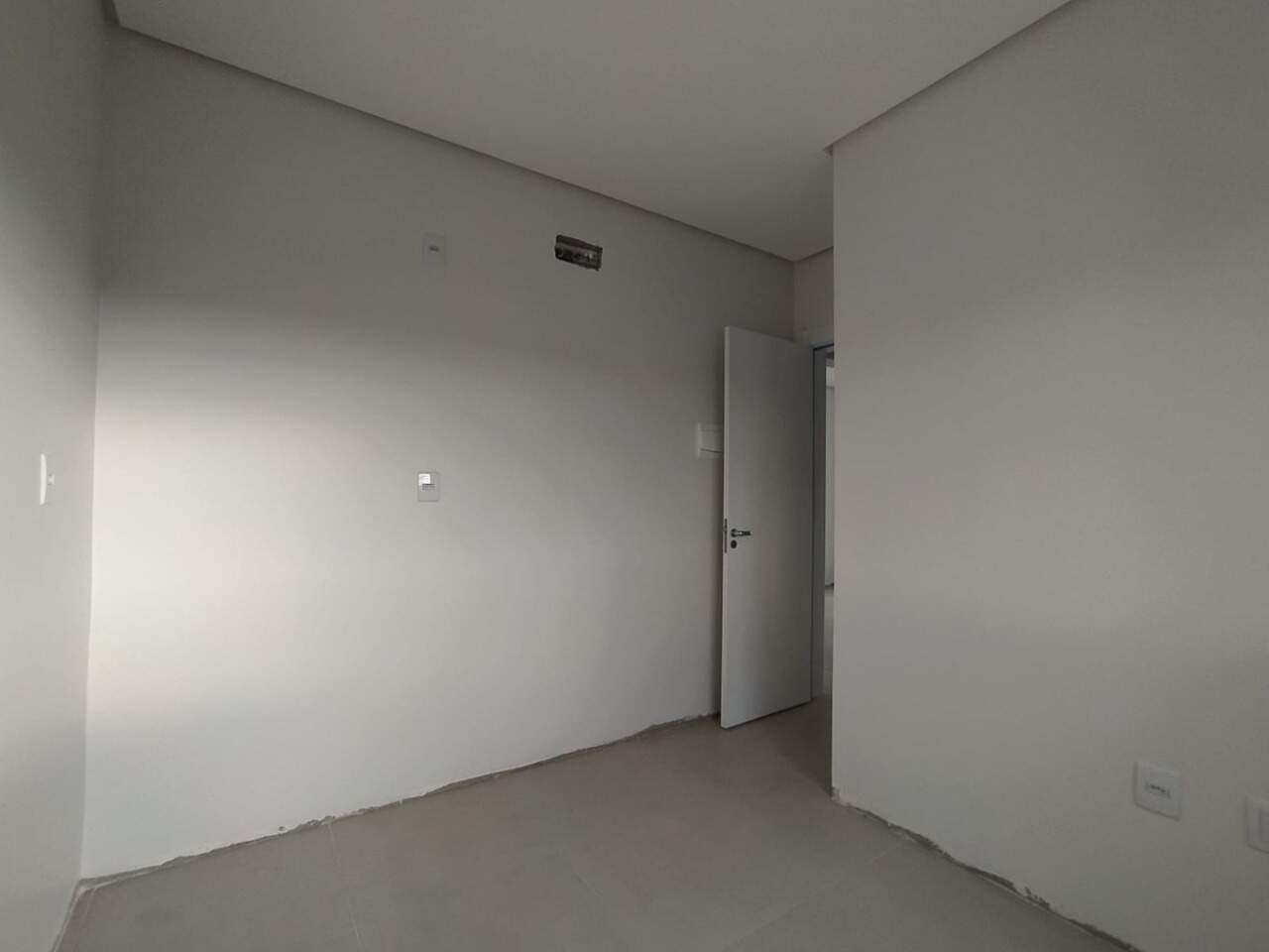 Apartamento à venda com 2 quartos, 61m² - Foto 11