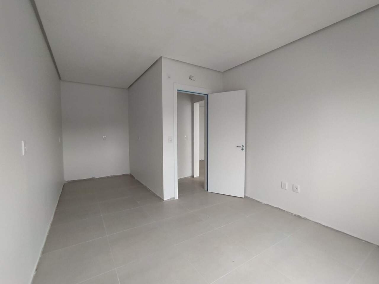 Apartamento à venda com 1 quarto, 56m² - Foto 8