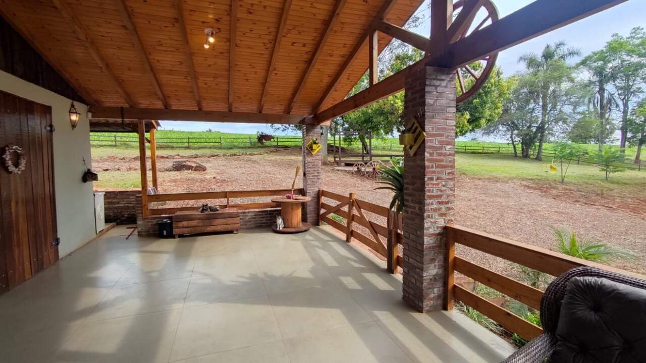 Fazenda à venda com 4 quartos, 175m² - Foto 2