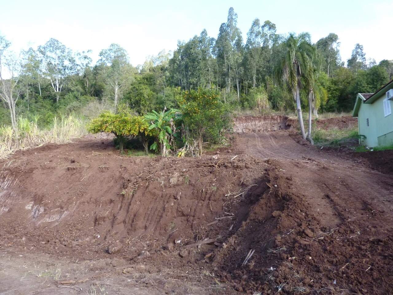 Terreno à venda, 1843m² - Foto 1