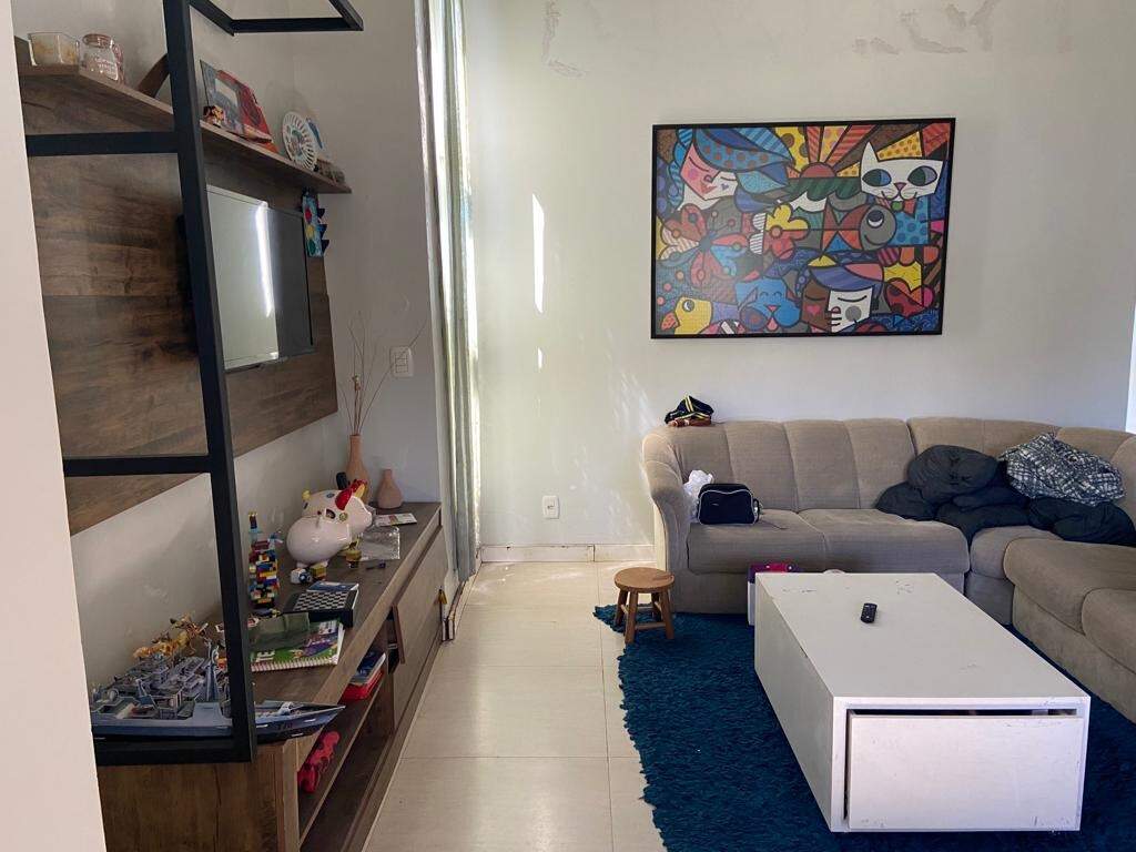 Casa à venda com 3 quartos, 200m² - Foto 3