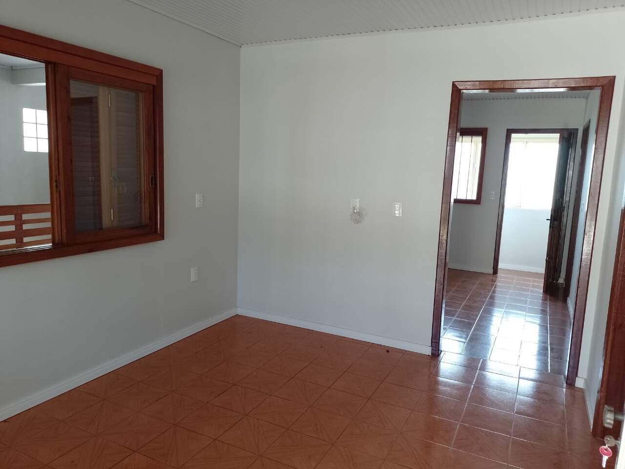 Casa à venda com 5 quartos, 174m² - Foto 4