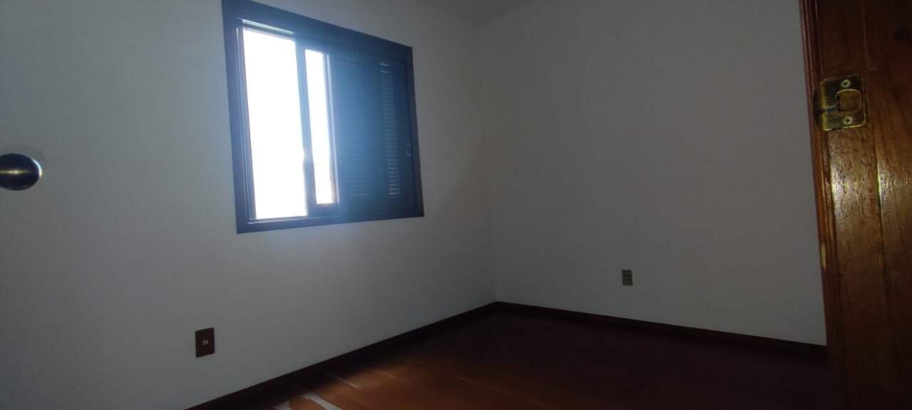 Apartamento à venda com 3 quartos, 94m² - Foto 11