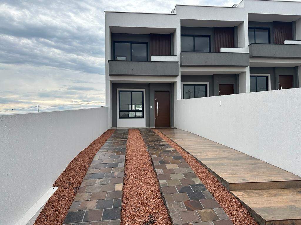 Sobrado à venda com 2 quartos, 86m² - Foto 1