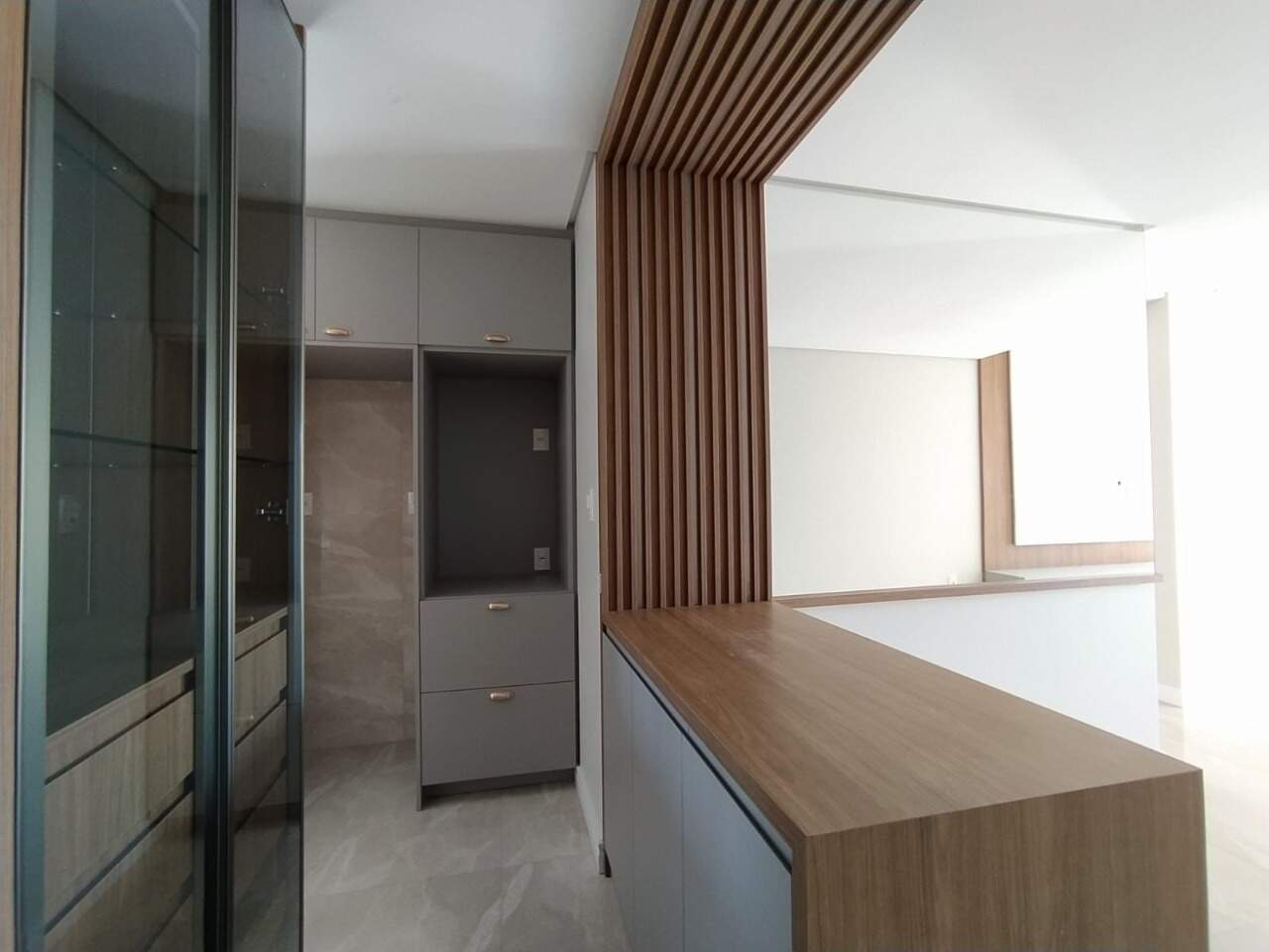 Apartamento à venda com 2 quartos, 68m² - Foto 7