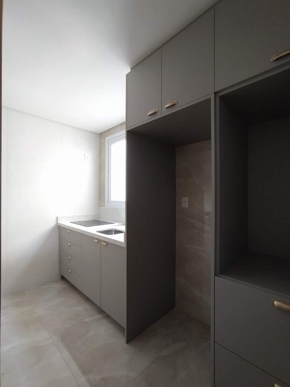 Apartamento à venda com 2 quartos, 68m² - Foto 9