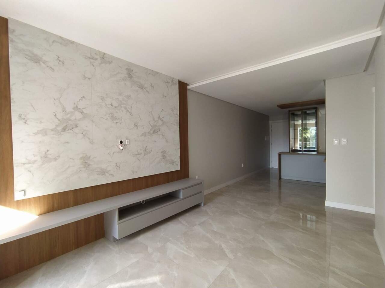 Apartamento à venda com 2 quartos, 68m² - Foto 4