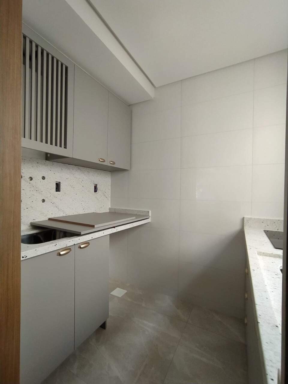 Apartamento à venda com 2 quartos, 68m² - Foto 11