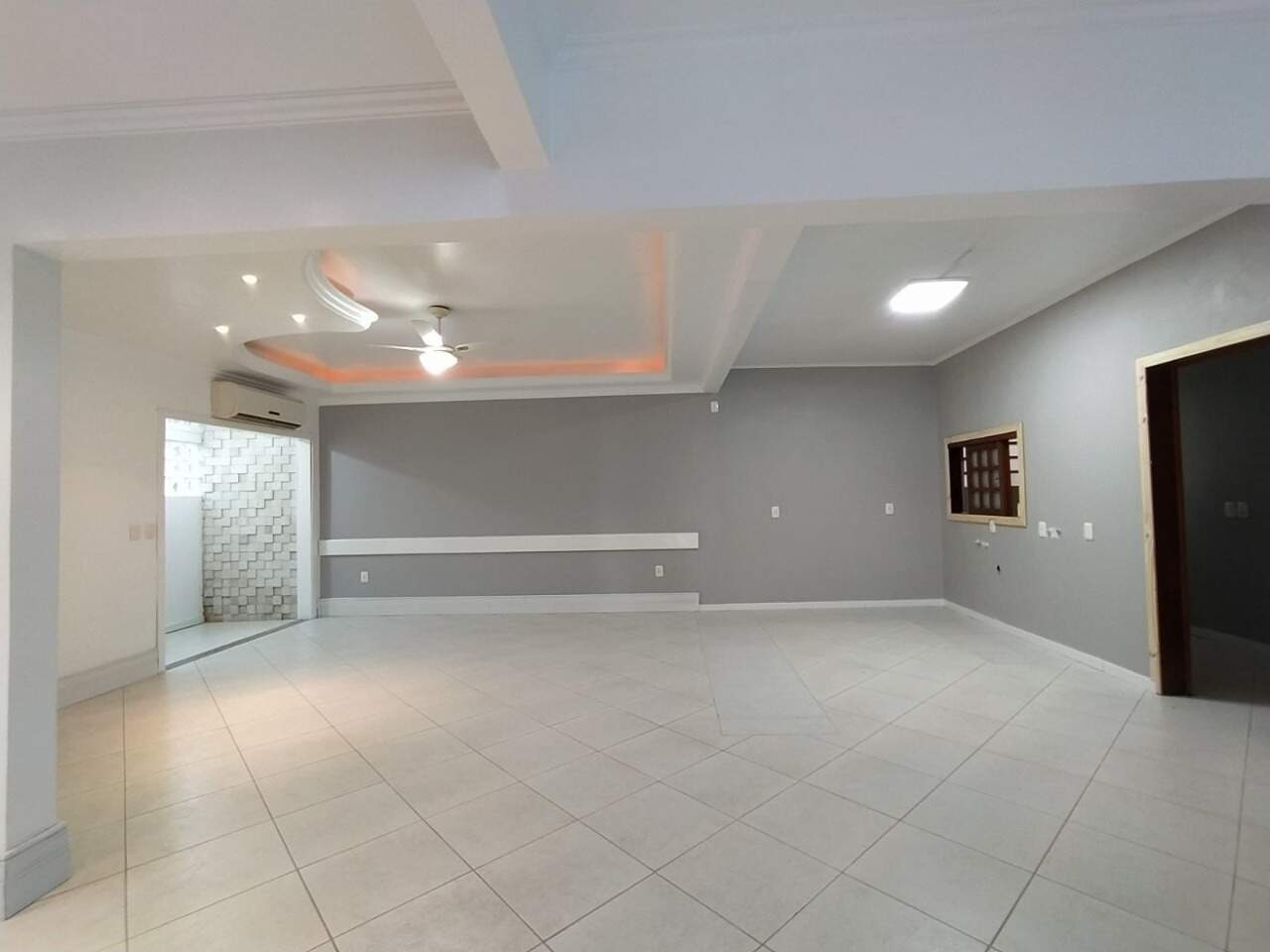 Casa à venda com 5 quartos, 280m² - Foto 5