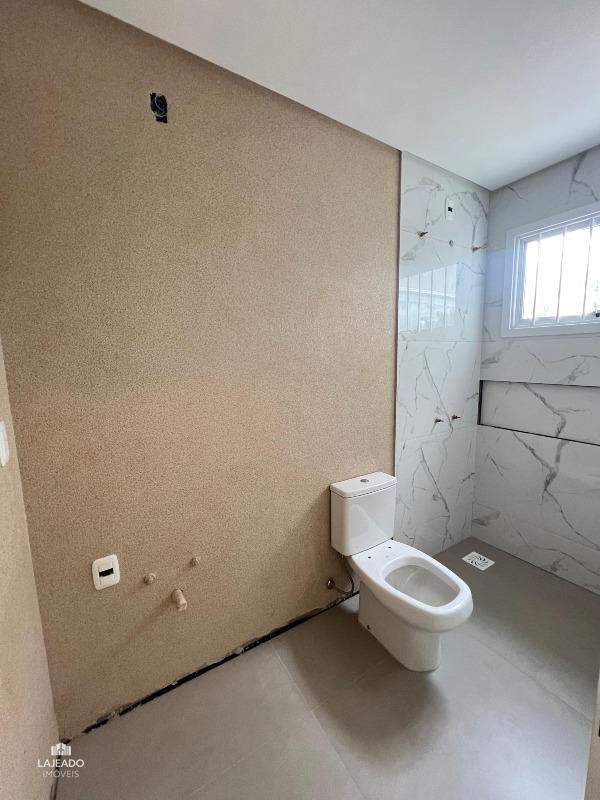 Casa à venda com 3 quartos, 226m² - Foto 24