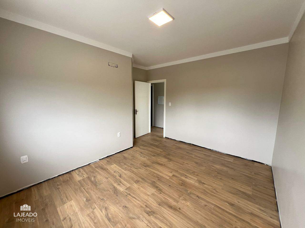 Casa à venda com 3 quartos, 226m² - Foto 17