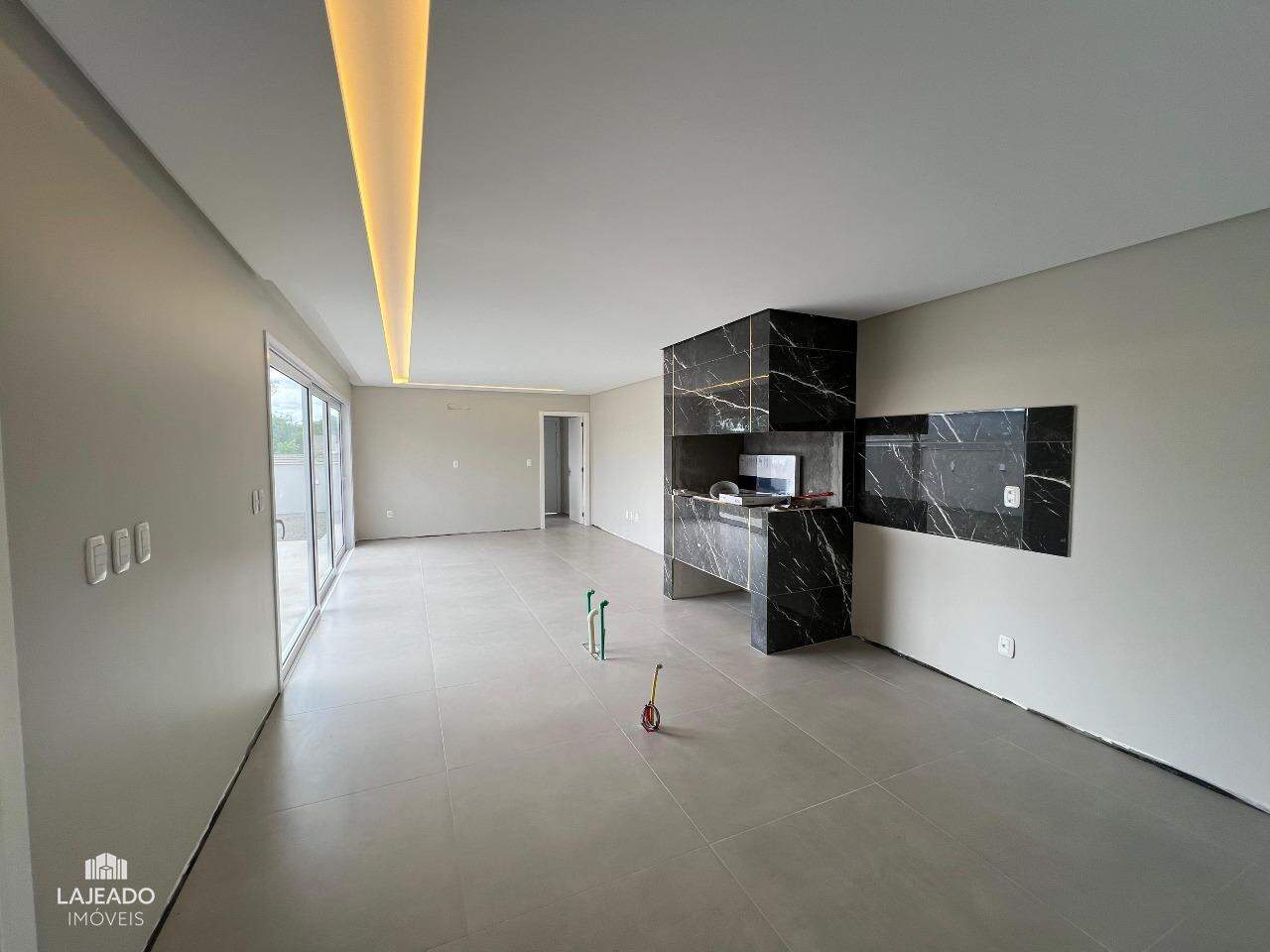 Casa à venda com 3 quartos, 226m² - Foto 12