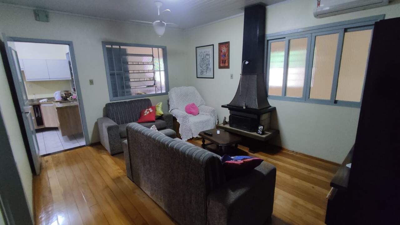 Casa à venda com 3 quartos, 320m² - Foto 5