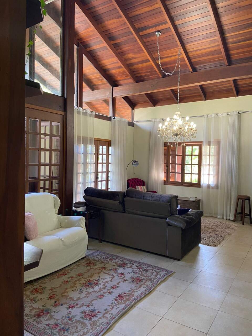 Casa à venda com 3 quartos, 300m² - Foto 4