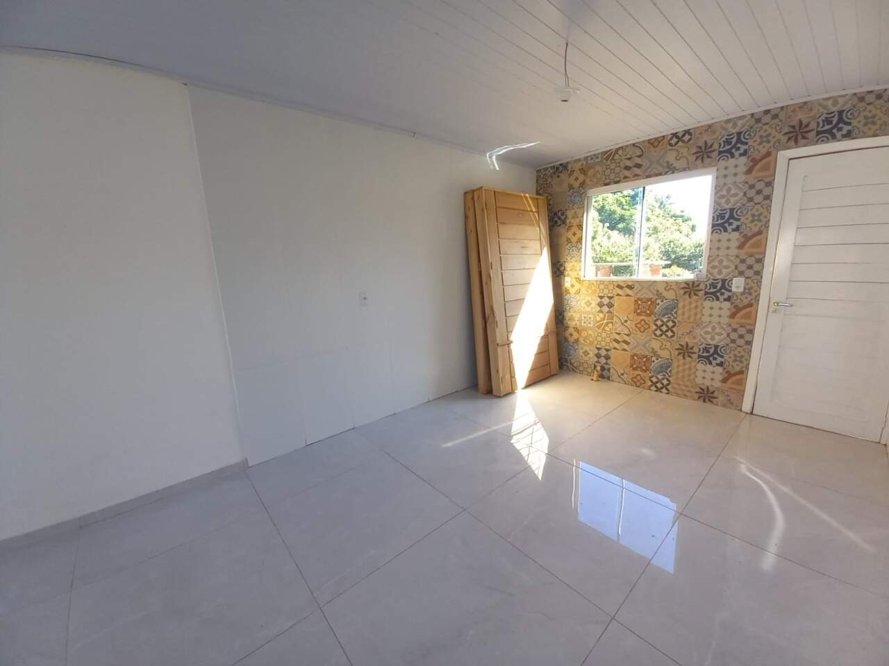 Casa à venda com 2 quartos, 70m² - Foto 12