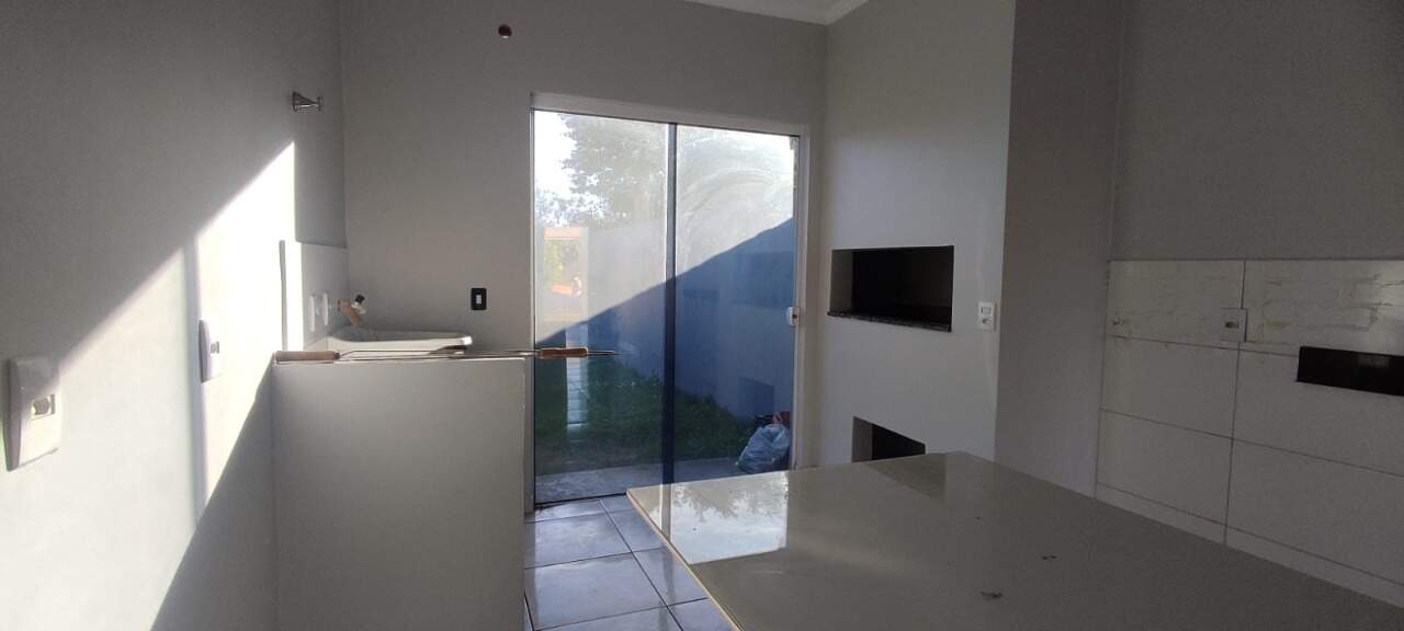 Casa à venda com 2 quartos, 68m² - Foto 6