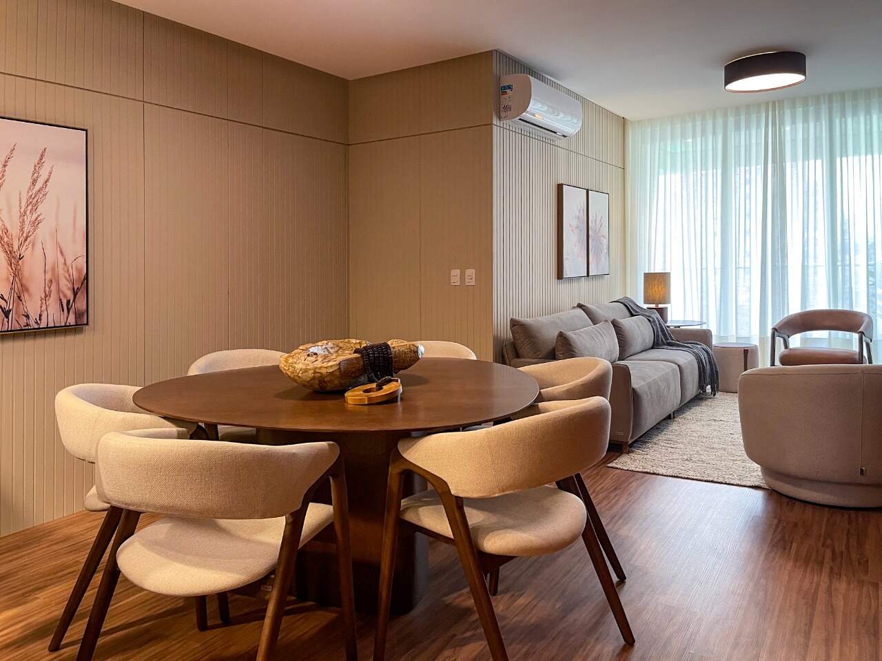 Apartamento à venda com 3 quartos, 143m² - Foto 3