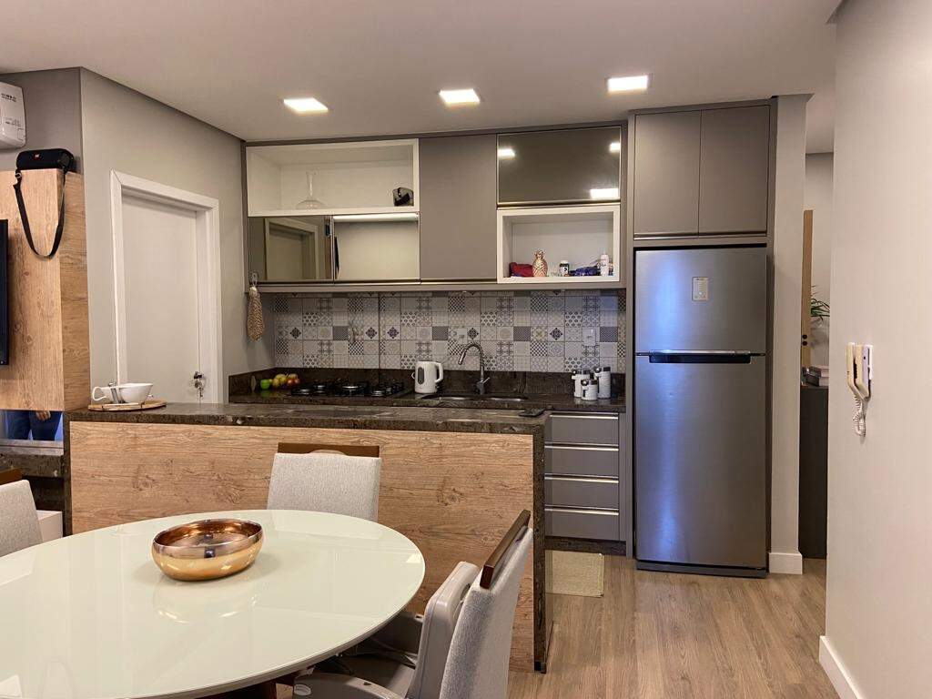 Apartamento à venda com 3 quartos, 97m² - Foto 10