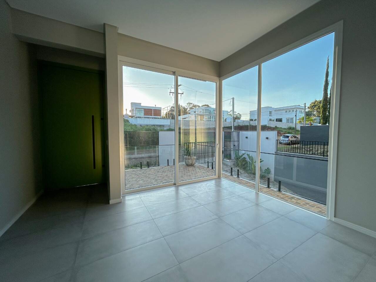 Casa à venda com 3 quartos, 330m² - Foto 4