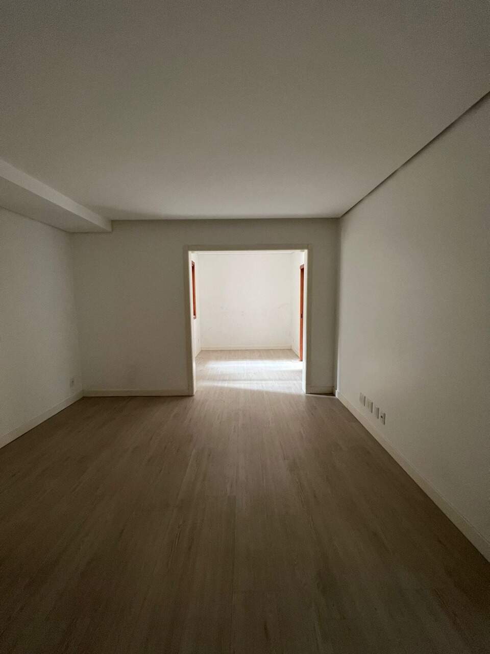 Apartamento à venda com 3 quartos, 199m² - Foto 18