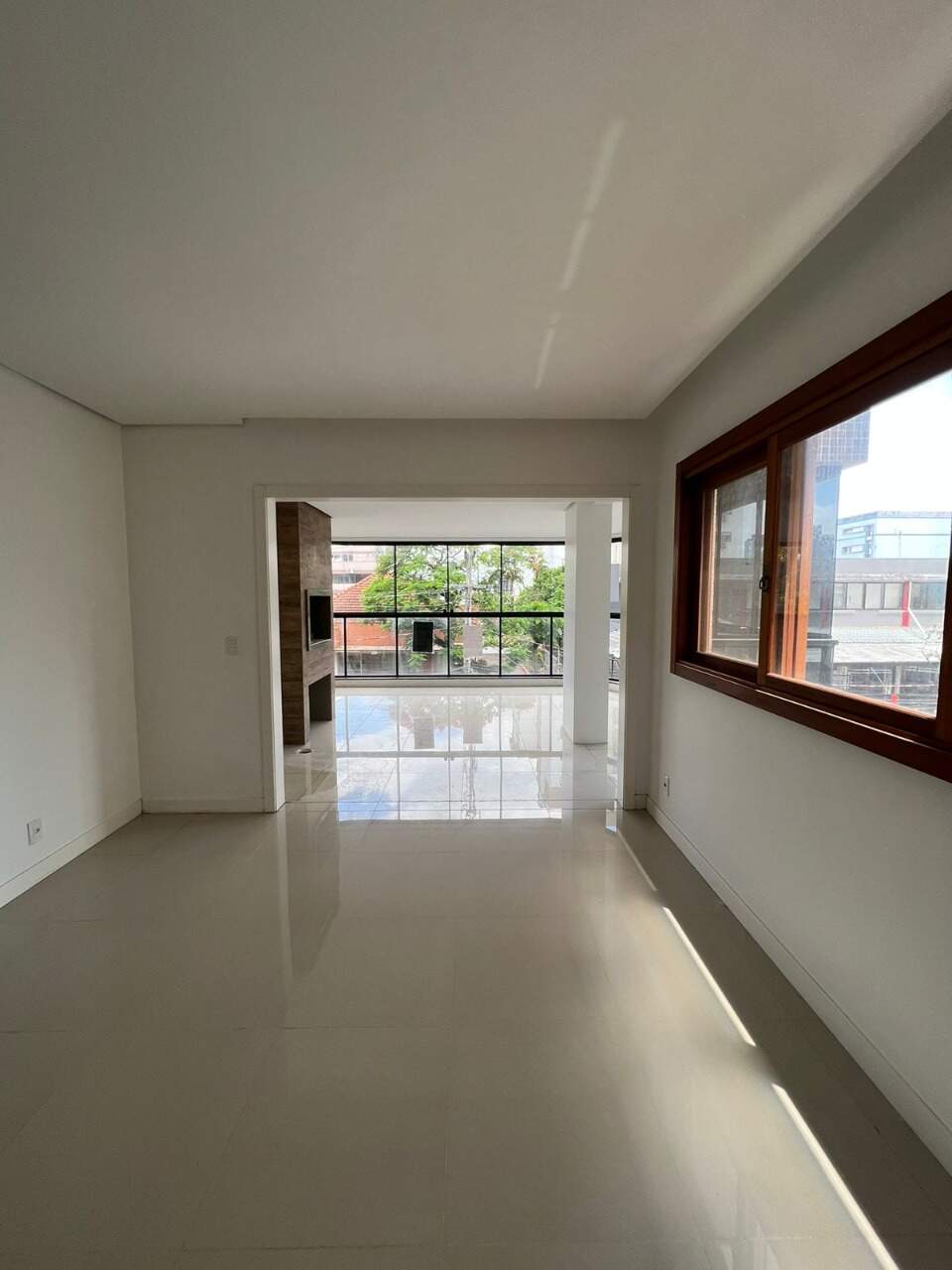 Apartamento à venda com 3 quartos, 199m² - Foto 7