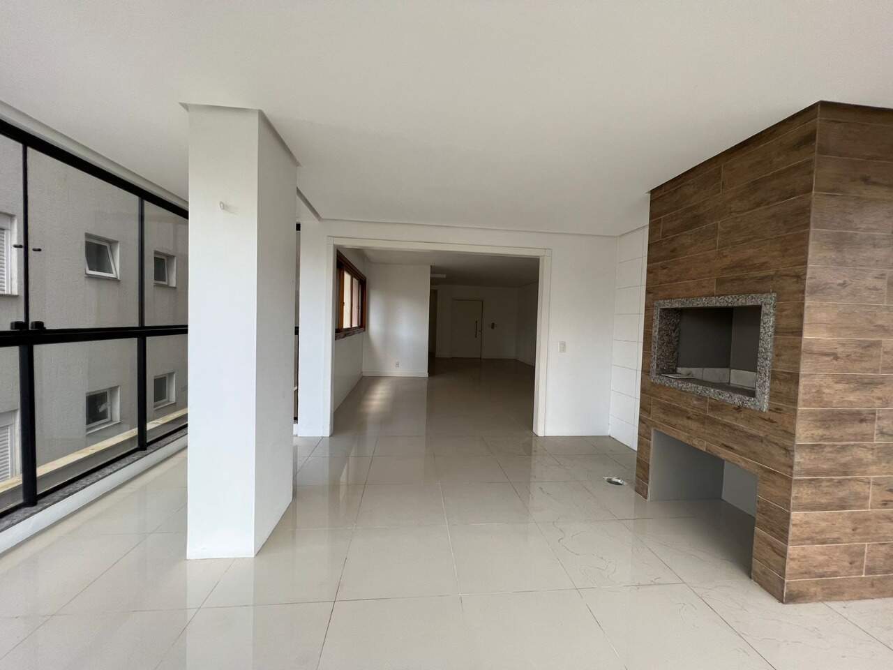 Apartamento à venda com 3 quartos, 199m² - Foto 8