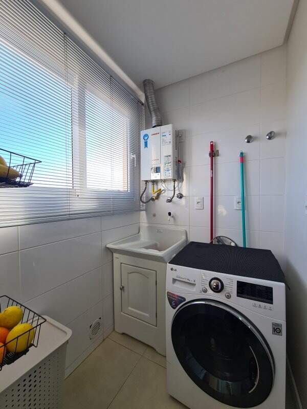 Apartamento à venda com 2 quartos, 70m² - Foto 7