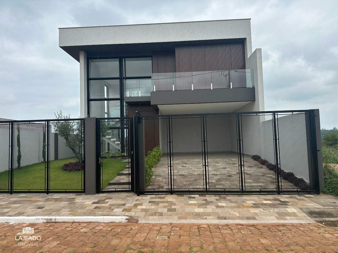 Casa à venda com 3 quartos, 280m² - Foto 8