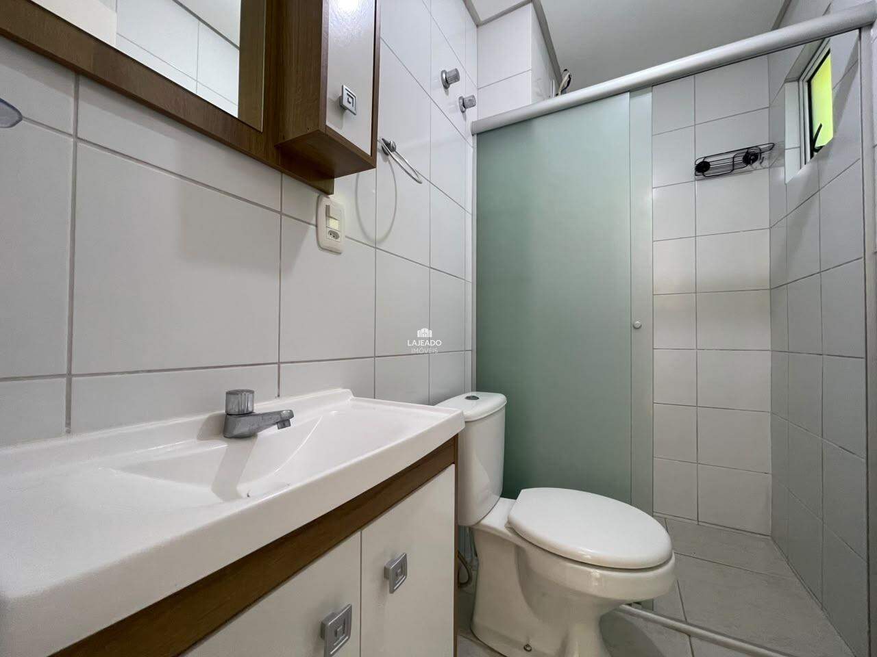 Apartamento para aluguel no Florestal: 