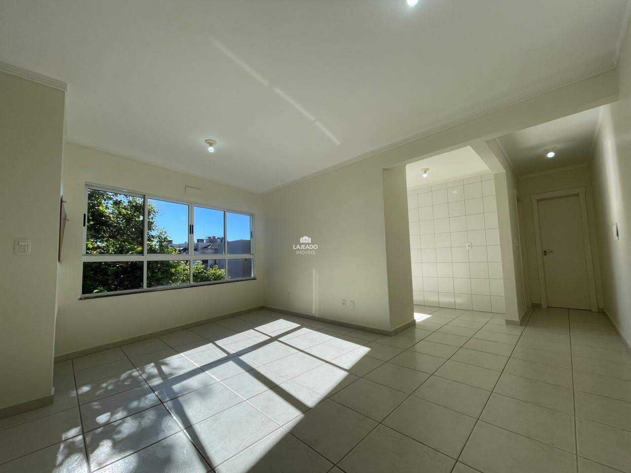 Apartamento para aluguel no Florestal: 