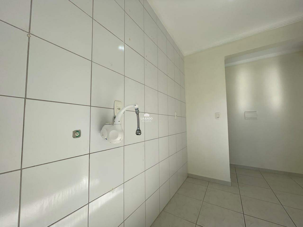 Apartamento para aluguel no Florestal: 