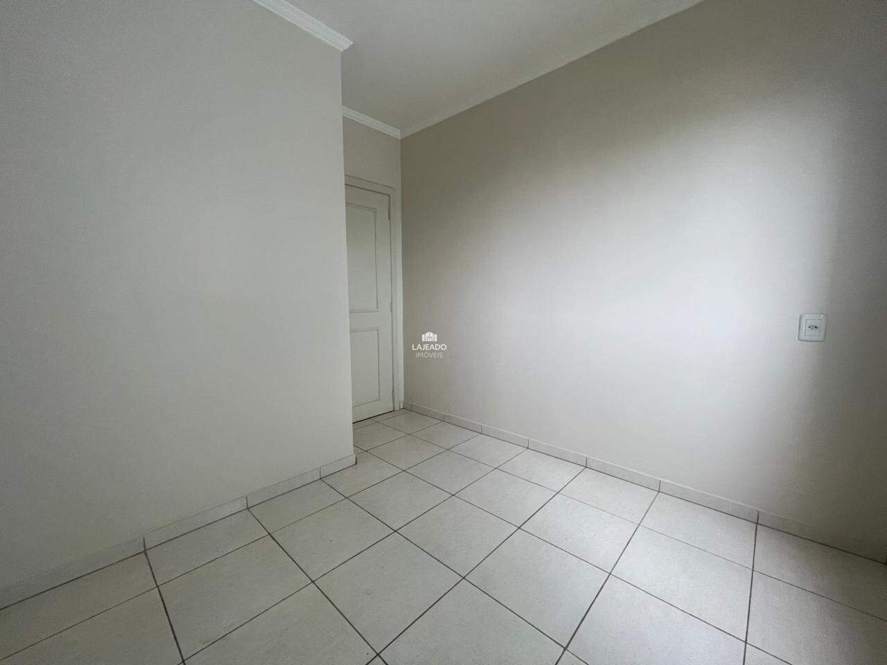 Apartamento para aluguel no Montanha: