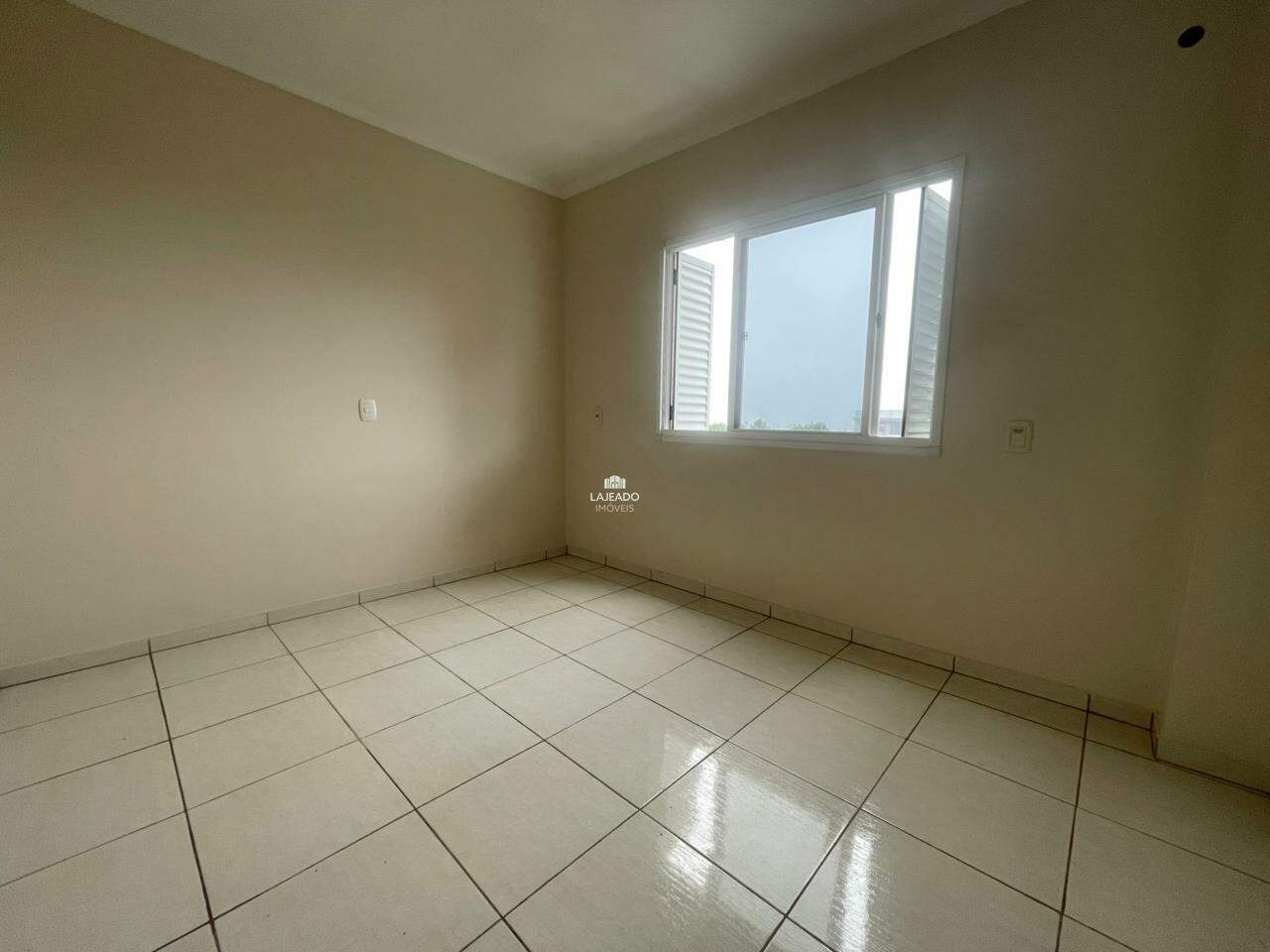 Apartamento para aluguel no Montanha: