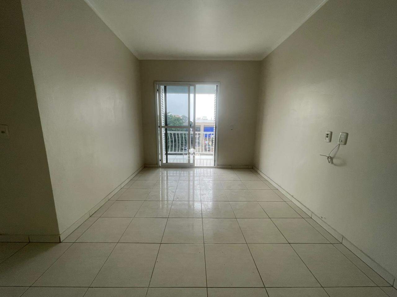 Apartamento para aluguel no Montanha: 