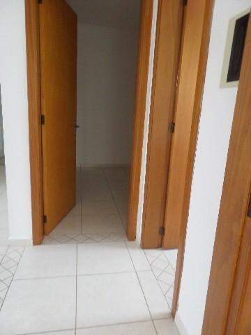 Apartamento para alugar com 2 quartos, 65m² - Foto 6