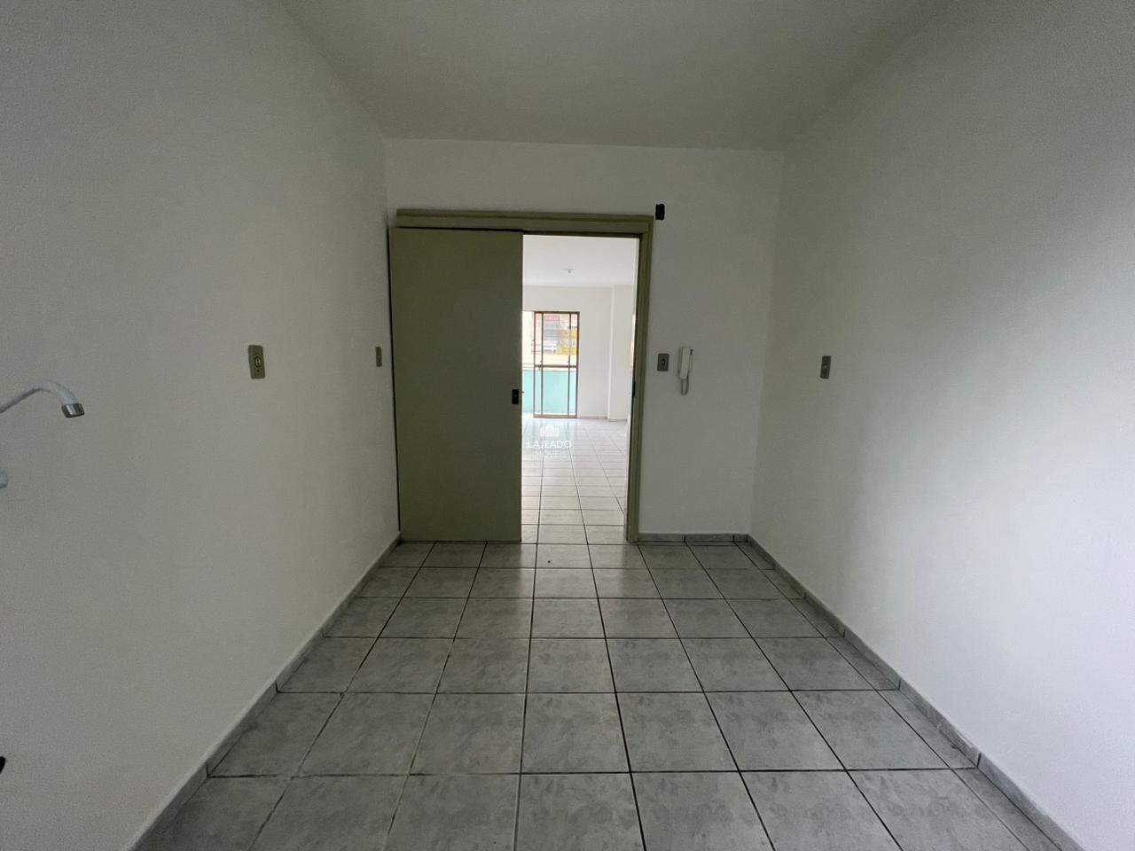 Apartamento para aluguel no Americano: 